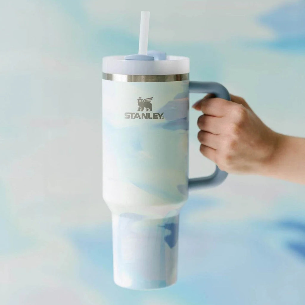 Stanley Cup with Handle Cutello stanley-cup-with-handle 2