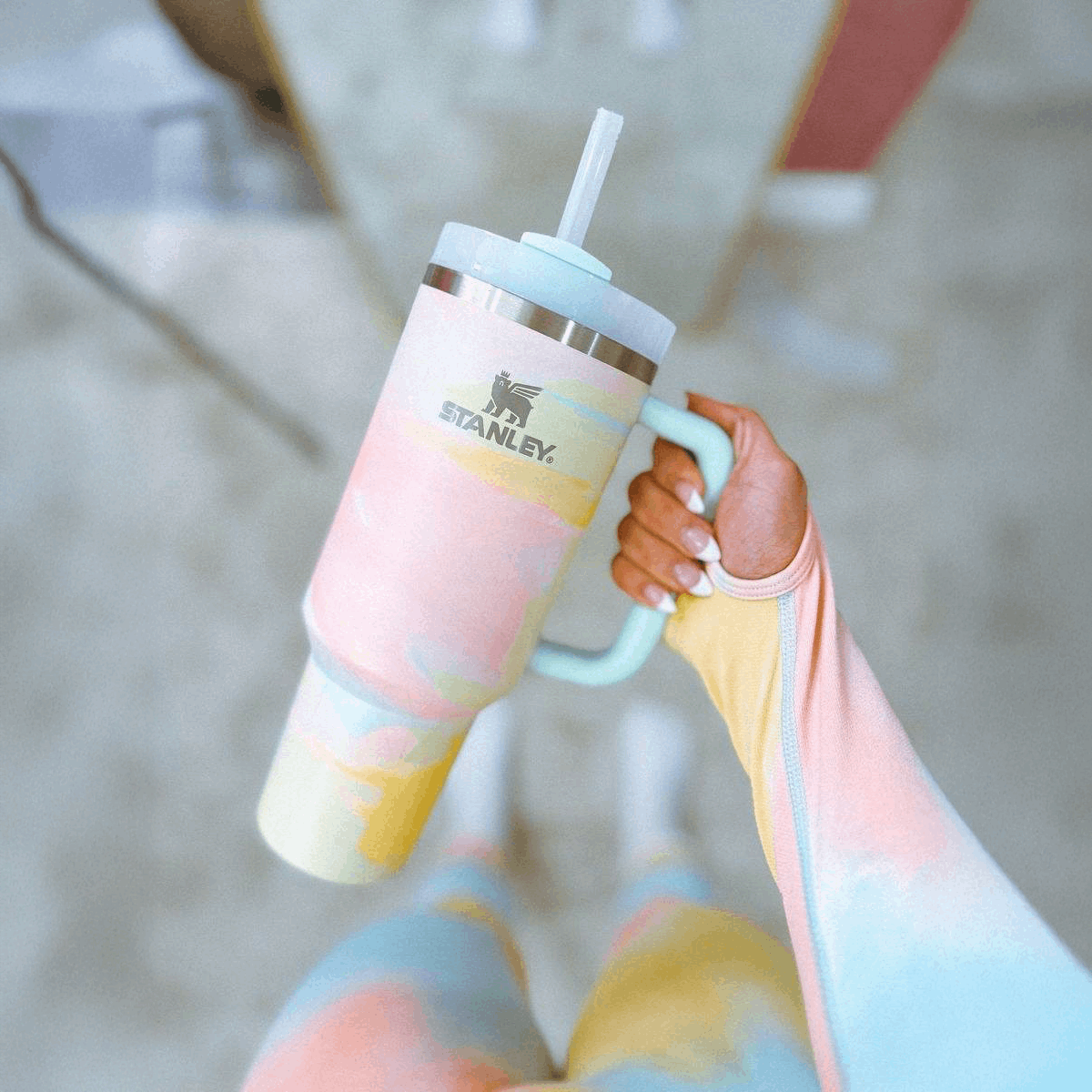 Stanley Cup with Handle Cutello stanley-cup-with-handle 4