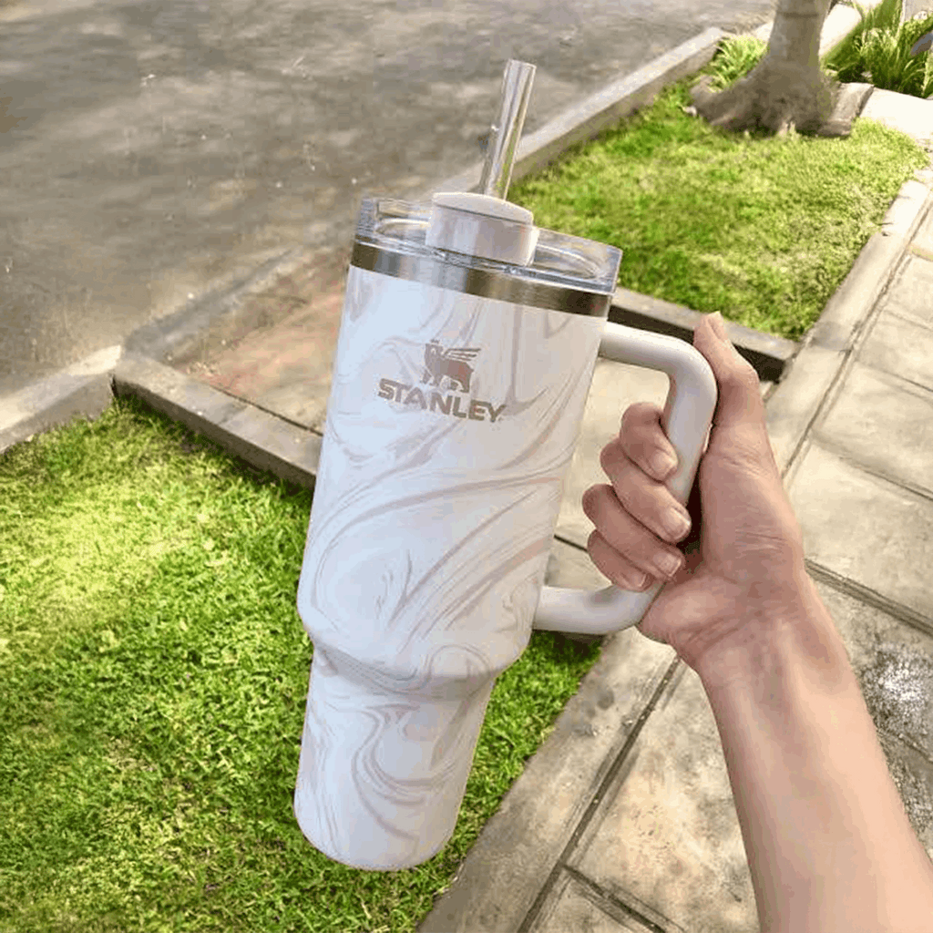 Stanley Cup with Handle Cutello stanley-cup-with-handle 3